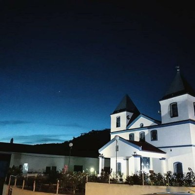 Igreja Sacra familia