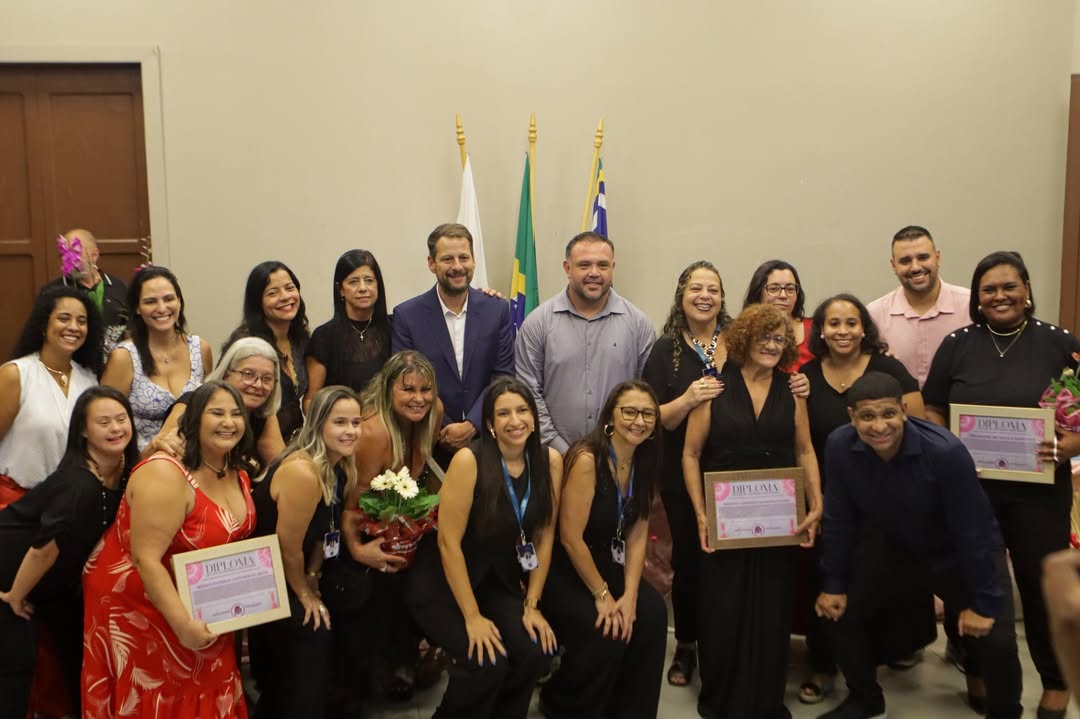 Câmara Municipal realiza homenagem a mulheres que fazem a diferença no município
